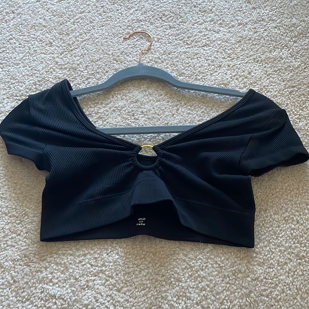 black aerie top
